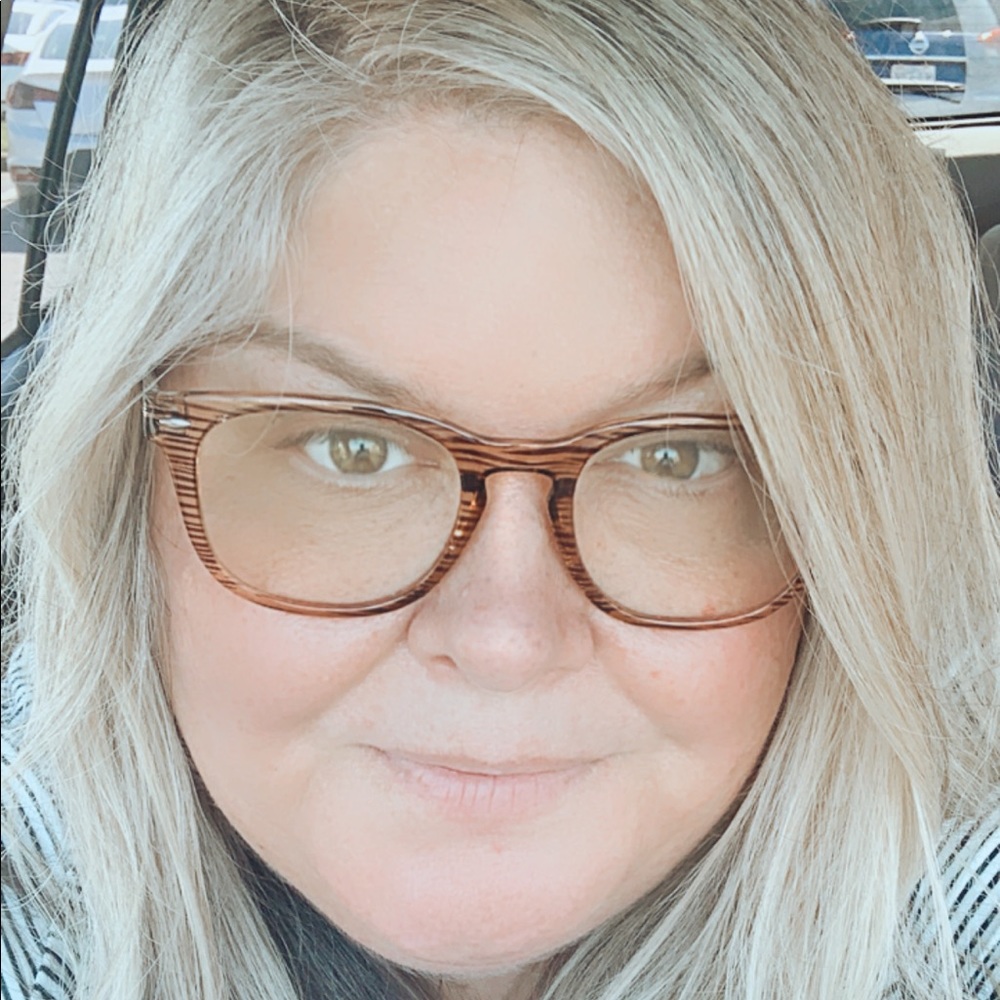 Meet your Posher, Wendy